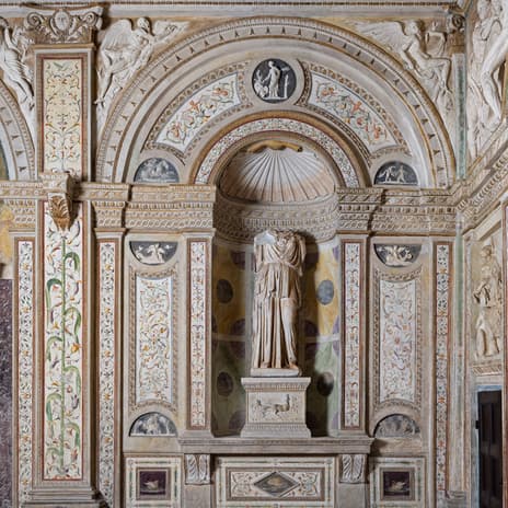 Galleria dei Mesi: prima campata settentrionale