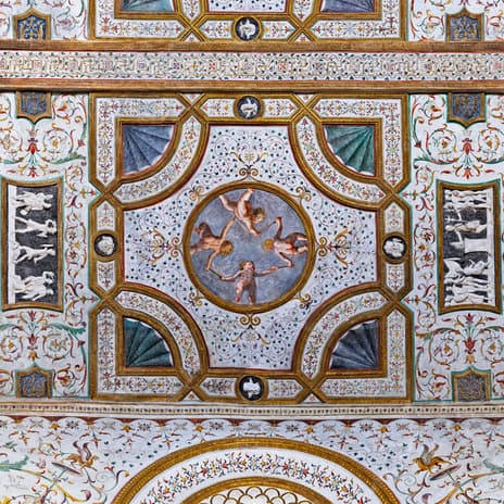 Galleria dei Mesi: sesta volta da est
