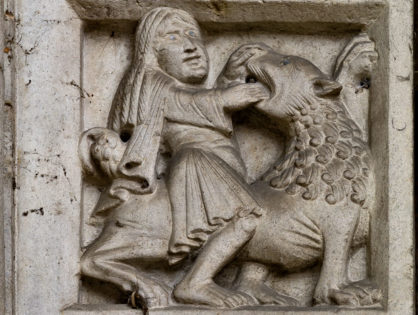 <span>Gigapixel ART</span> <br> Lo stipite sinistro del portale dell’Abbazia di Nonantola